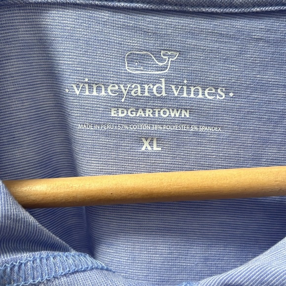 NWOT Vineyard Vines Women’s Edgartown Long Sleeve Hoodie Tee - Picture 3 of 4